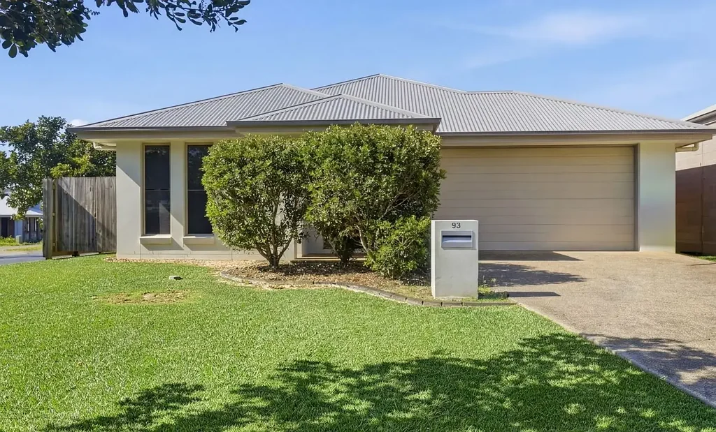 North Lakes 4 Slaapkamer Selling - Best Offers by 5pm 3rd August