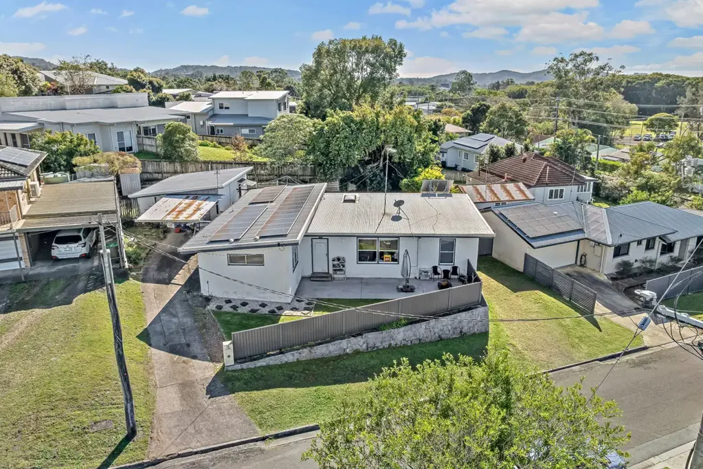 Burnside 5房  A Versatile Property with Granny Flat & Endless Potential