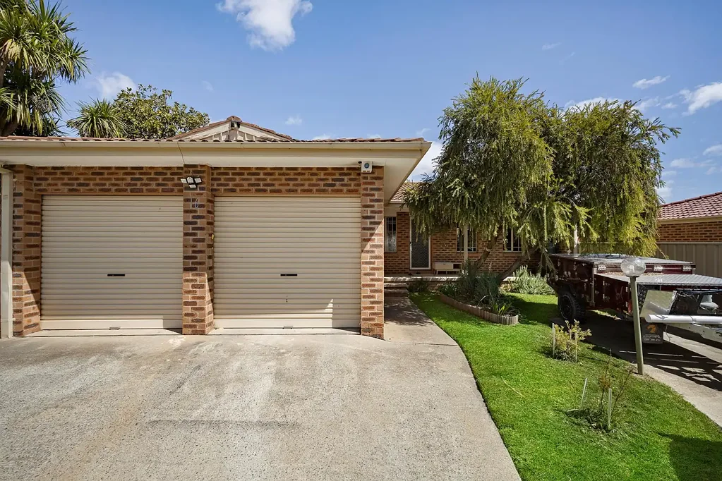 Palmerston 3房  Fully Renovated and Easy-Care with Complete Privacy