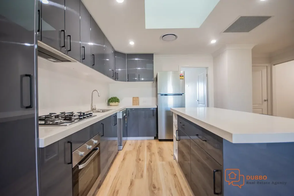 MODERN TWO BEDROOM APPARTMENT