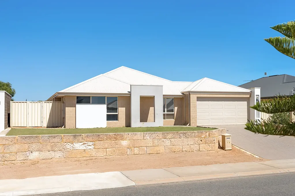 19 Mistral Crest, Glenfield, WA 6532