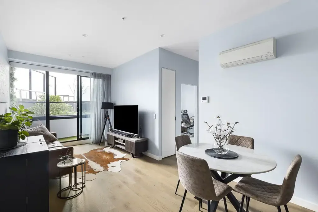 Modern Apartment Living with Resort-Style Amenities
