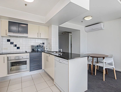 603/2865 Gold Coast Highway, Surfers Paradise, Gold Coast, 1 phòng ngủ, 1 phòng tắm, Apartment