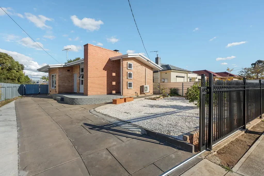 Kilburn 3Kwarto Unique Property in Thriving Urban Postcode