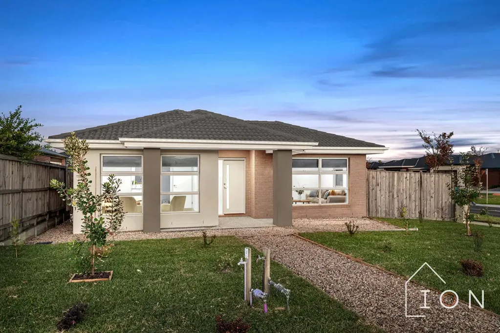 Clyde 3房  Spacious Single-Level Living with Room to Grow