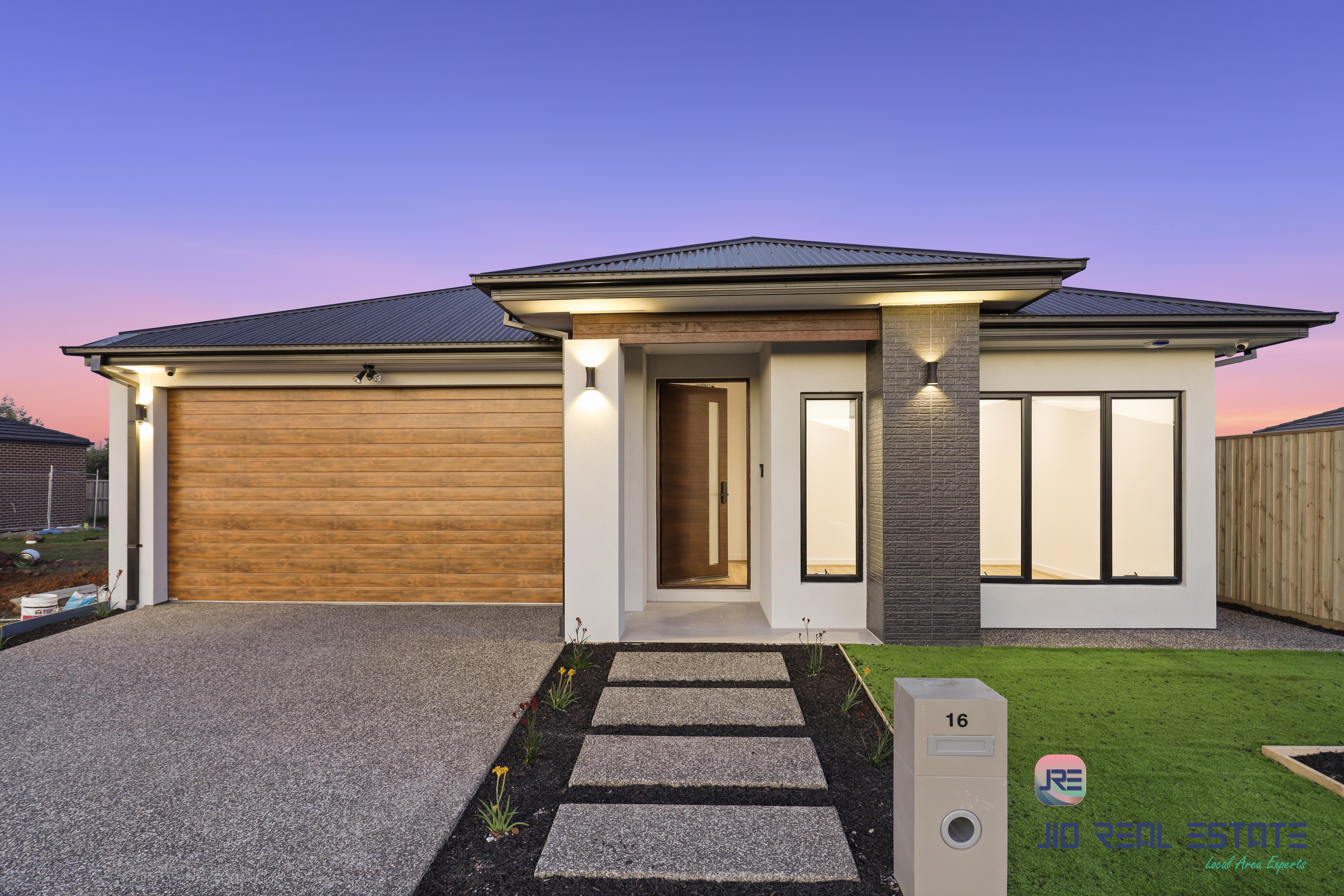 16 BARNMEAD ST, DEANSIDE VIC 3336, 0房, 0浴, House