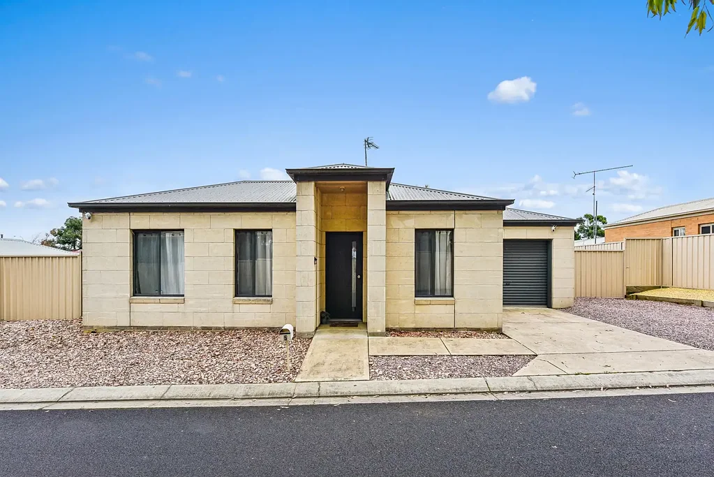 Mount Gambier 2 Bedroom A GREAT CHANCE TO ENTER THE MARKET