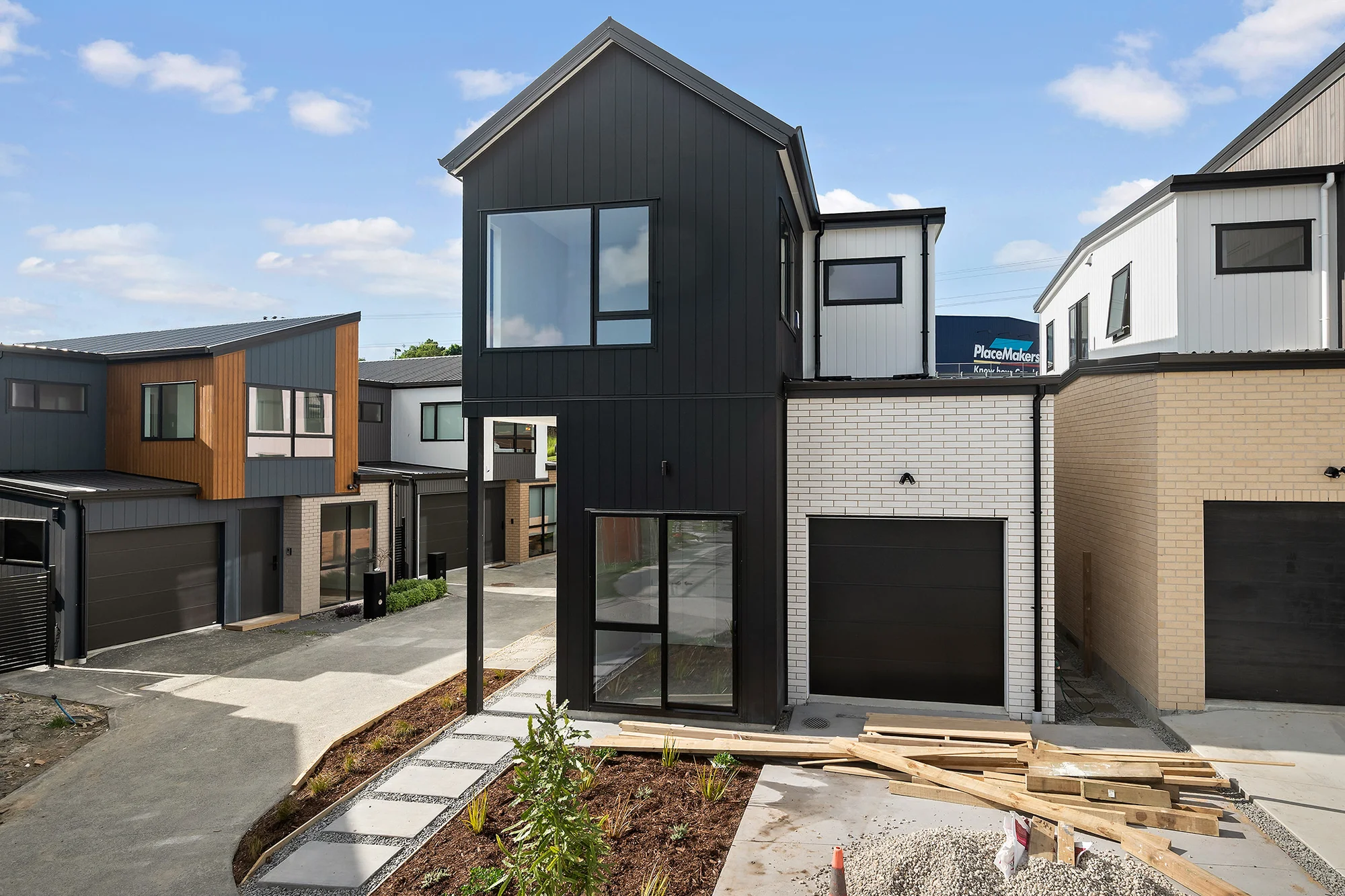 Silverdale 4Habitaciones Modern Silverdale Living at Its Best