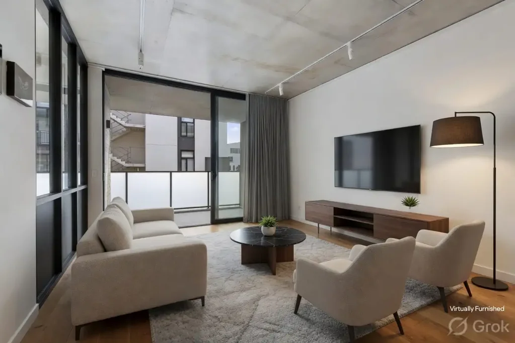 Contemporary and Ultra Convenient Waterloo Living
