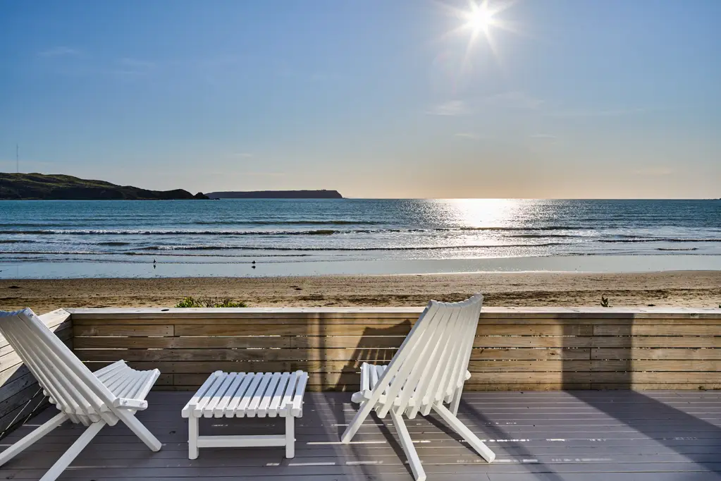 8 South Beach Road, Plimmerton, Wellington