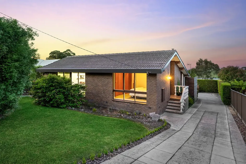 65 Tulloh Street, Elliminyt, VIC 3250