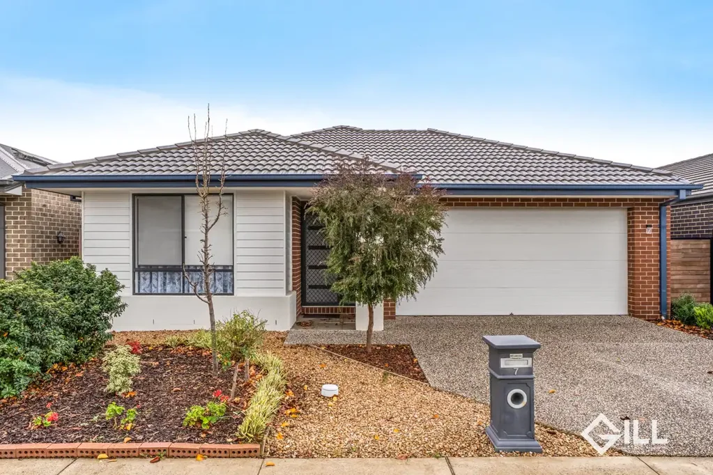 7 Orbit Street, Clyde North, VIC 3978