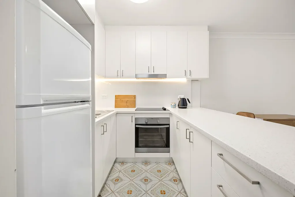 Rose Bay 1 Bedroom Stylish Apartment in the Heart of Rose Bay