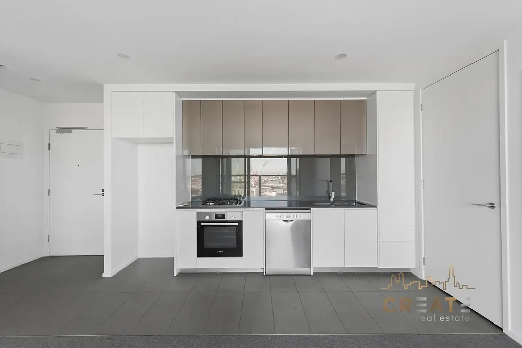 MODERN COMFORT & CITY VIEWS IN THE HEART OF FOOTSCRAY