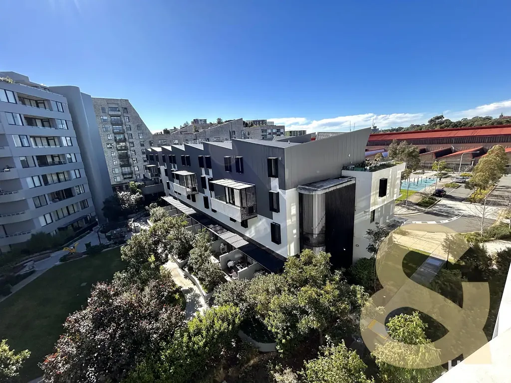 Furnished 1-Bedroom Apartment with Large Balcony and Parking
