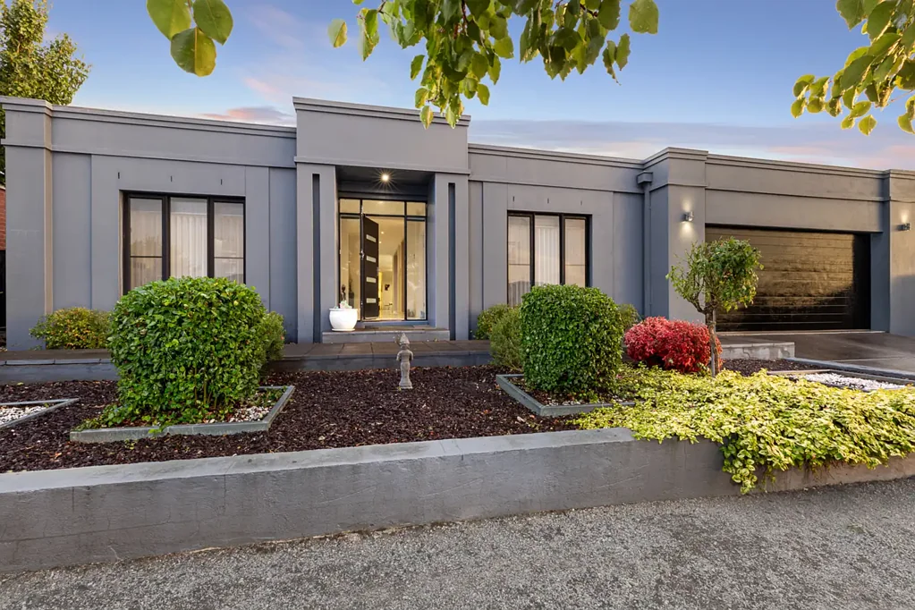 6 Harrier Drive, Invermay Park, VIC 3350
