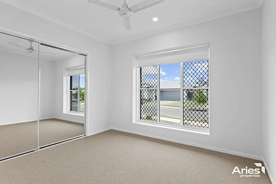 卧室 - 79 Falcon Circuit, Flagstone, QLD 4280