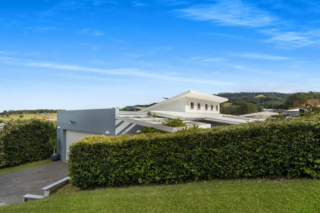 Berry 4 Bedroom Resort Style Living