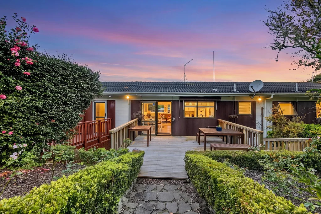 Remuera 3 Bedroom Remuera living under a million