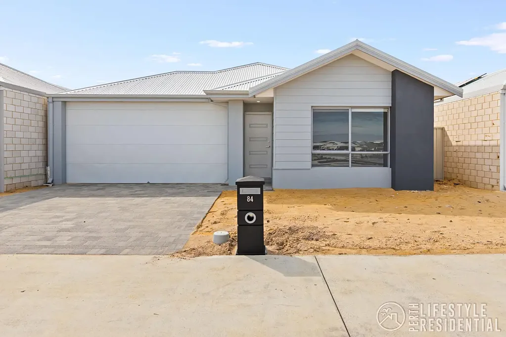 PENDING LEASE SIGN UP