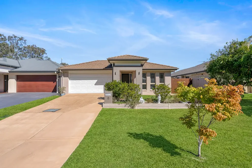 Bracken Ridge 4બેડરૂમ Immaculate Lowset Home in Premium Leafy Position