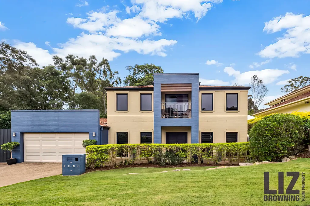 Chapel Hill 5ห้องนอน Spacious Family Living in a Peaceful Chapel Hill Pocket