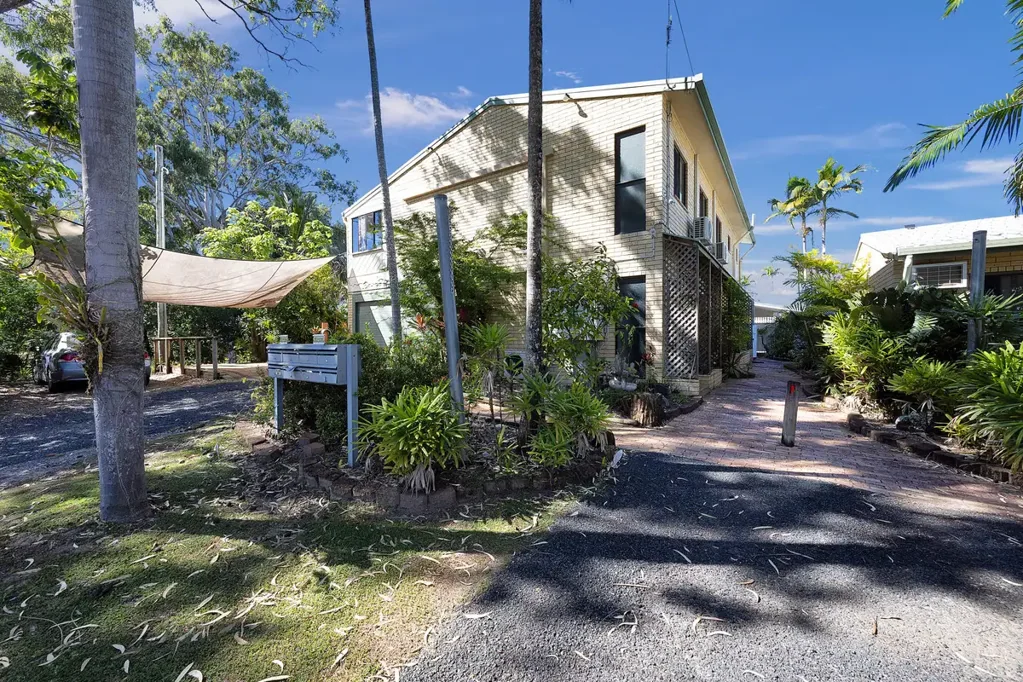 8/4 Symons Avenue, Bucasia, QLD 4750
