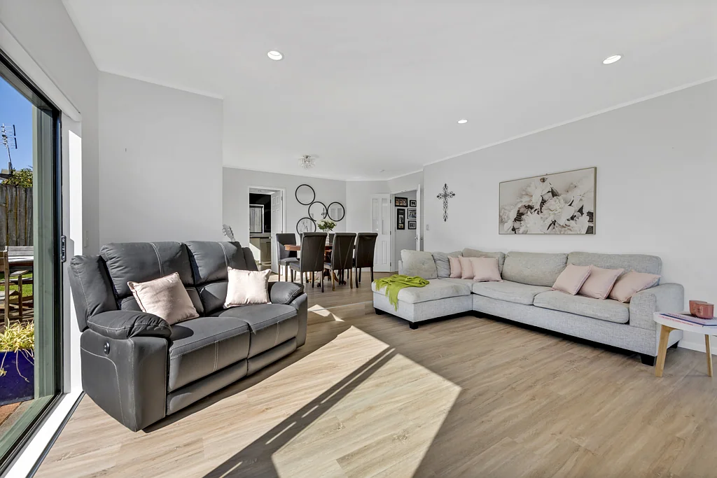 Dannemora 3chambre Drenched in Sunlight, Designed for Life