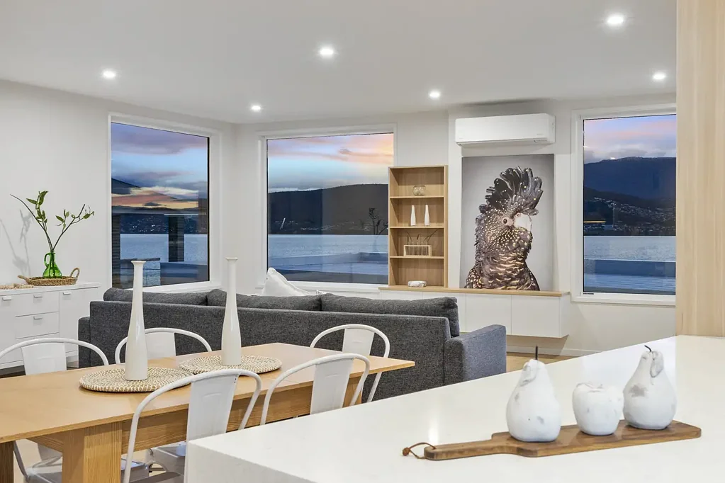 Tranmere 3房  Elevated Living with Stunning Views