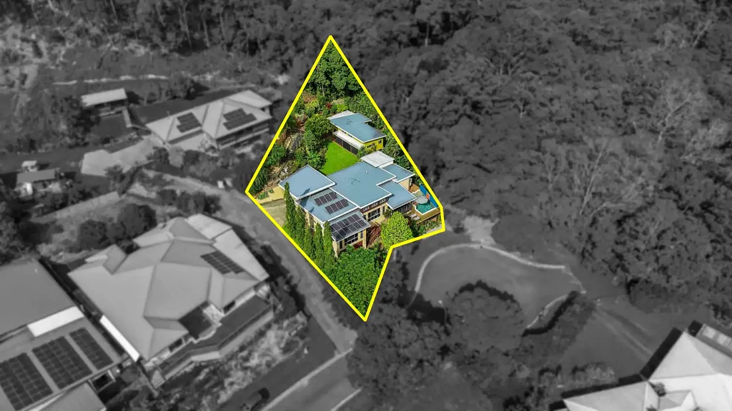 Gordonvale 6房  Exceptional Dual Living in Elevated Rainforest Setting - One Address - 2 Homes