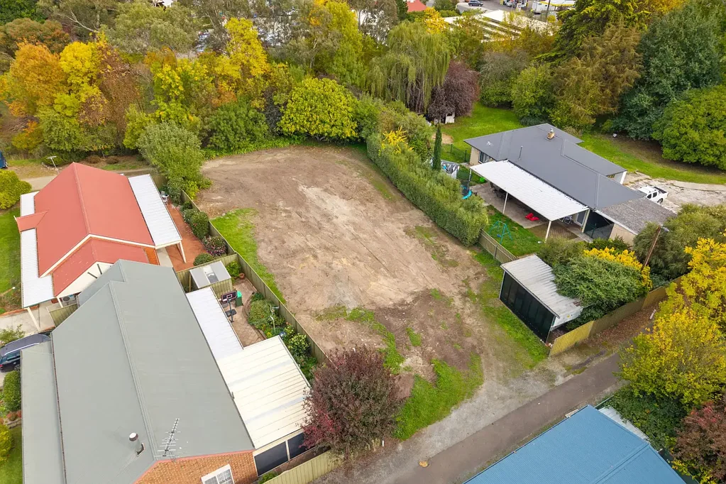Balhannah Level and Unparalleled – Rare, Torrens Titled Land, Ready to Improve