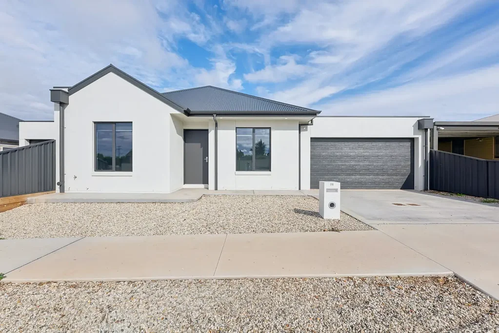Stylish Inner-City Living in Prime Mildura Location