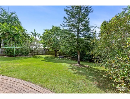 8 Dobbs Street, The Range, QLD 4700, 2 Kuwarto, 1 Banyo, House