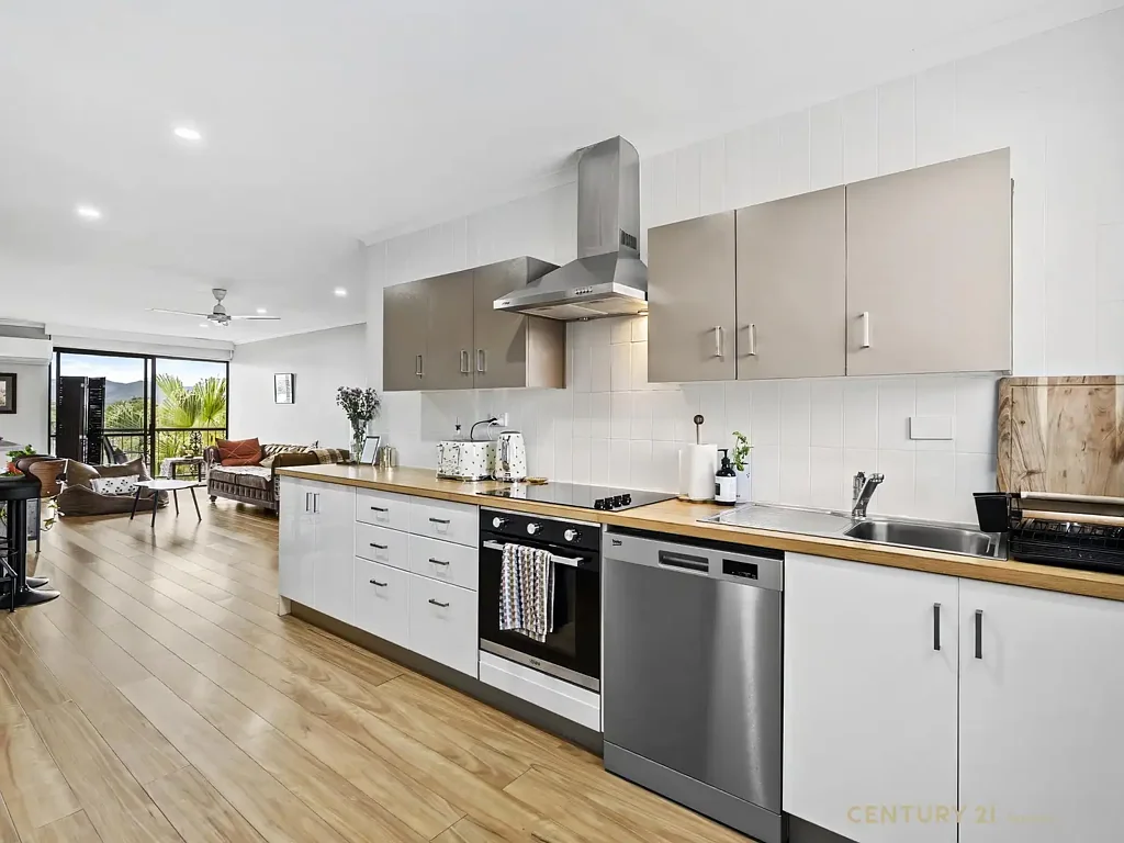 Allenstown 2બેડરૂમ Renovated Top Floor Apartment - Ideal Location
