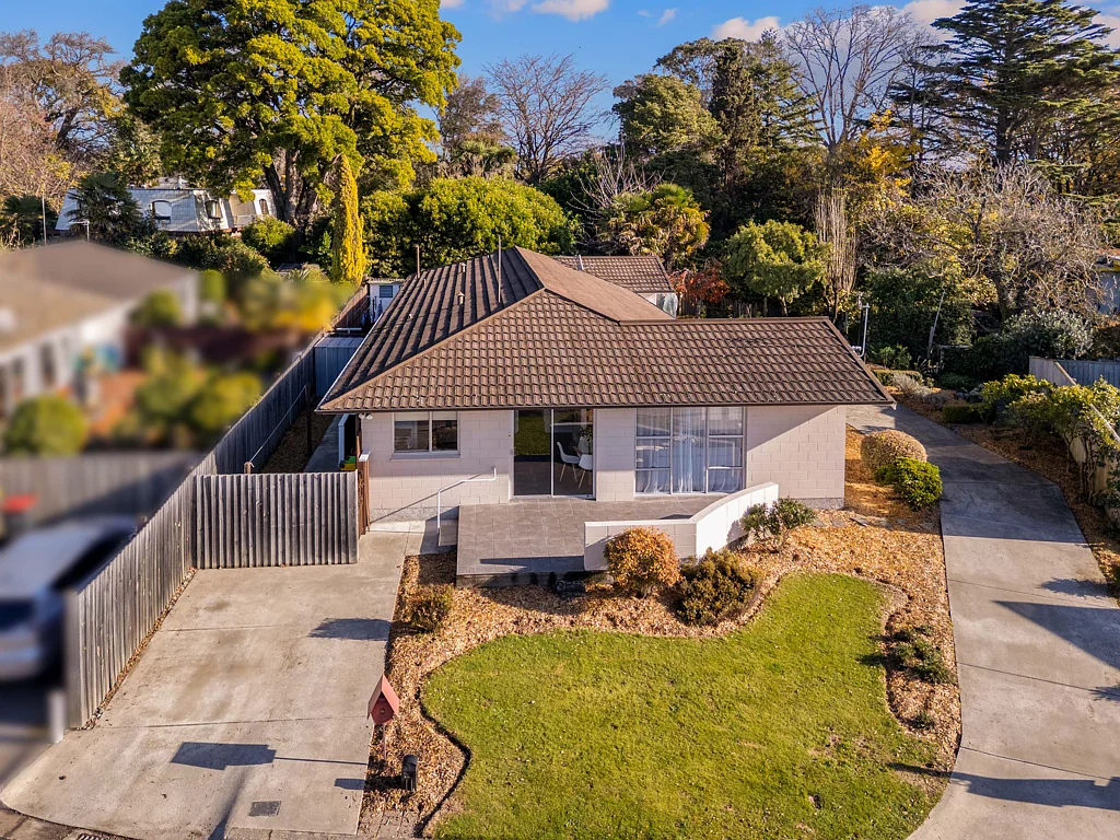 1/8 Hythe Lane, Saint Martins, Christchurch, Canterbury