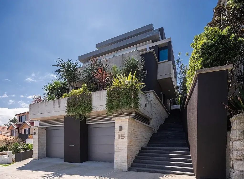 Impressive Freestanding North Bondi Home