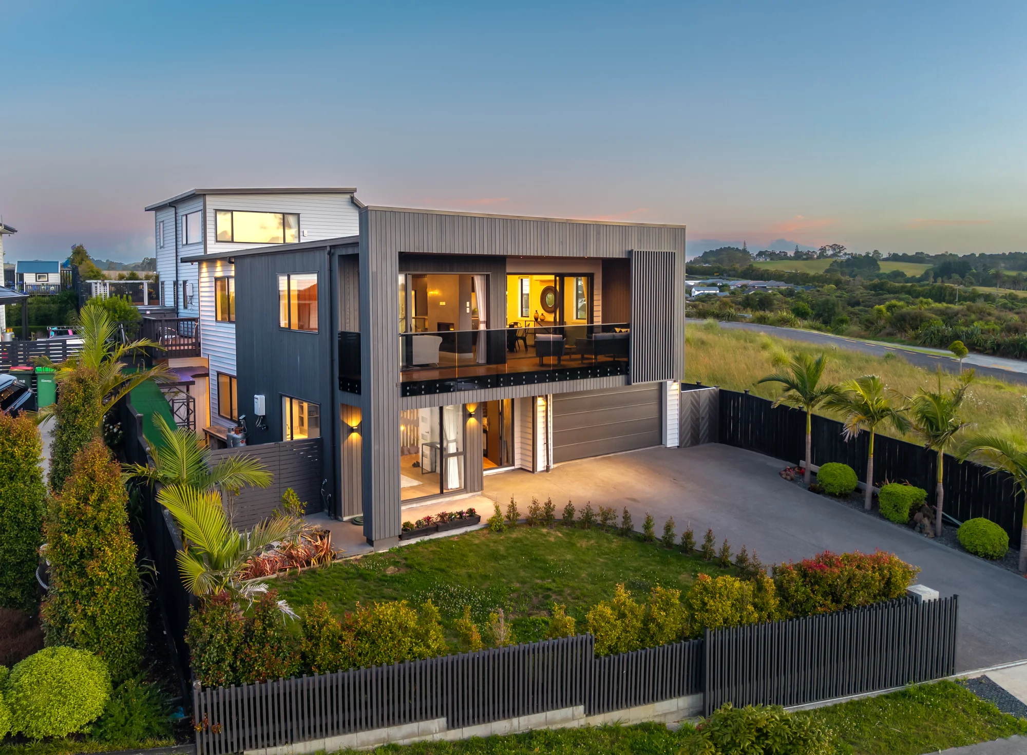 Beachlands 6ห้องนอน A Residence That Rises Above
