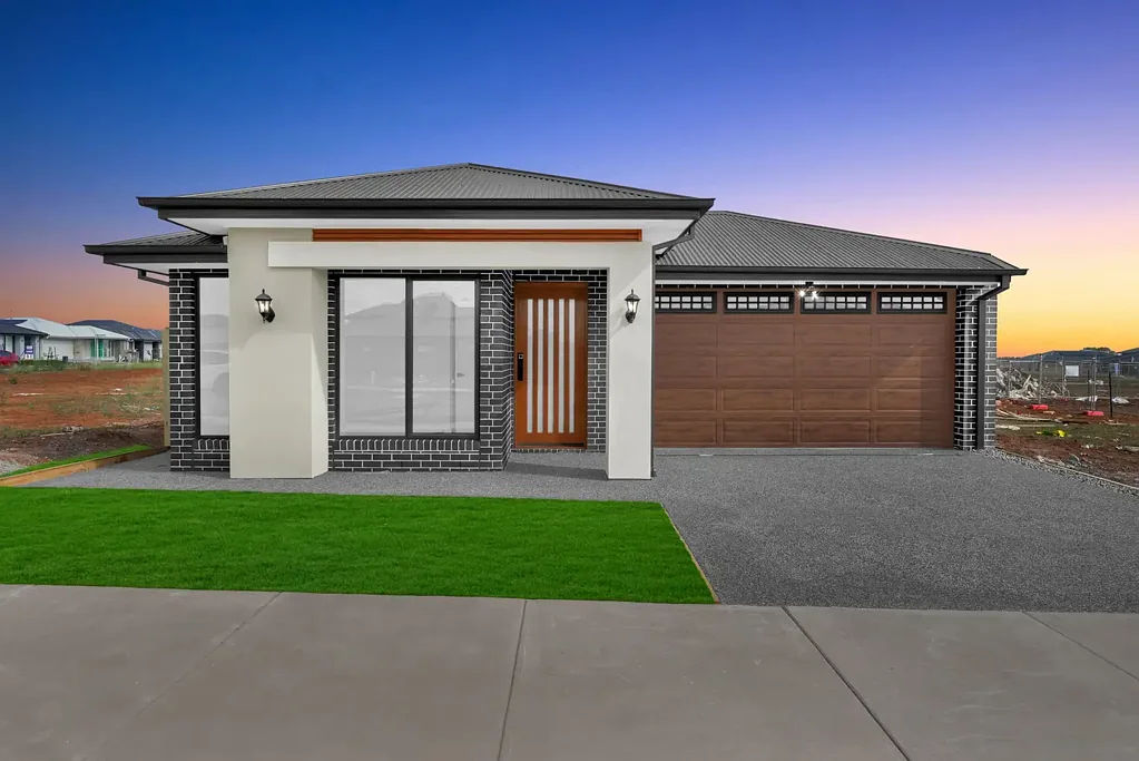 Deanside 4房  BRAND NEW FULLY UPGRADED 4 BEDROOMS |5 MIN TO ROCKBANK STATION |10k FHOG