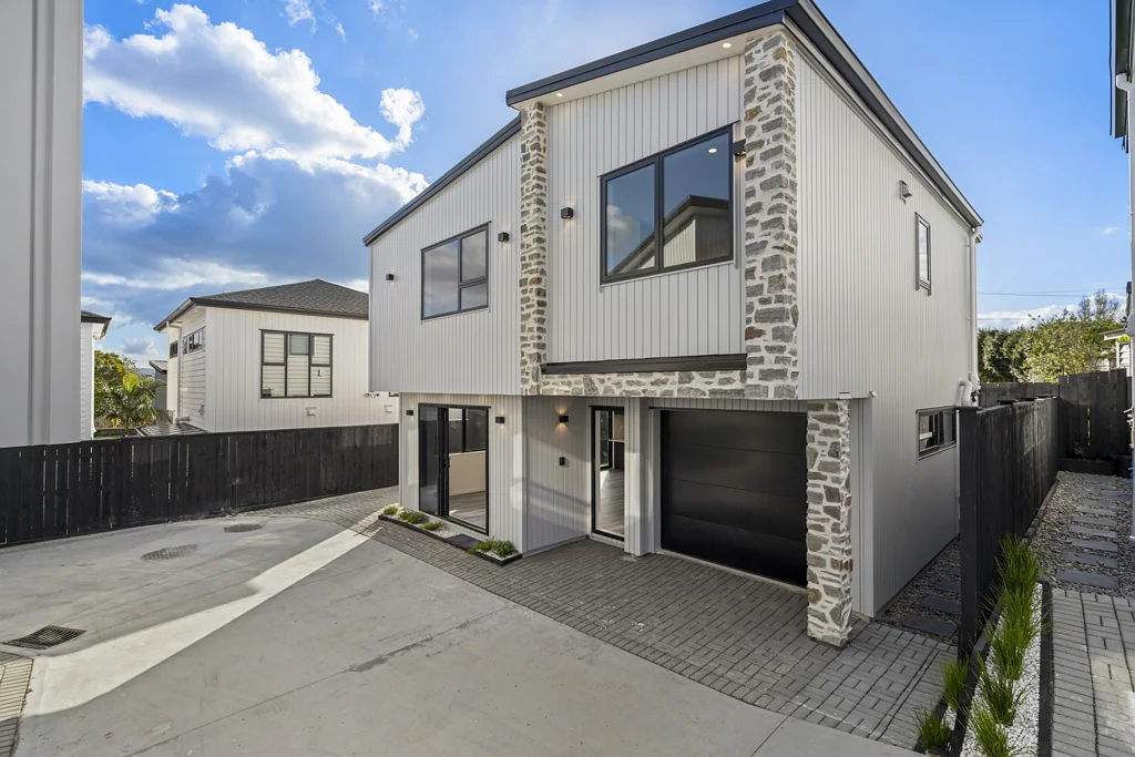 Blockhouse Bay 4غرفة نوم Step Into Luxury - Where Quality Living Begins!