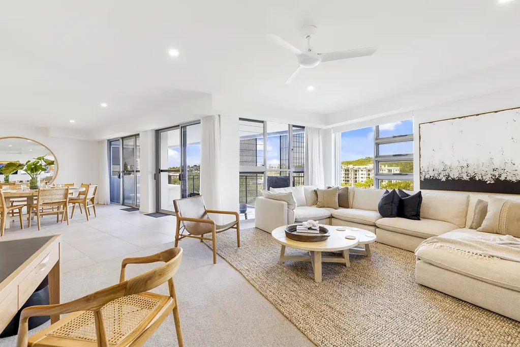 Alexandra Headland 4Kwarto House-sized 4-bedroom Beachfront Unit - Blue-chip Alexandra Headland!