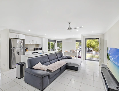 1/2 Kalbarri Crescent, Peregian Springs, Sunshine Coast, 3 침실, 2 욕실, Apartment