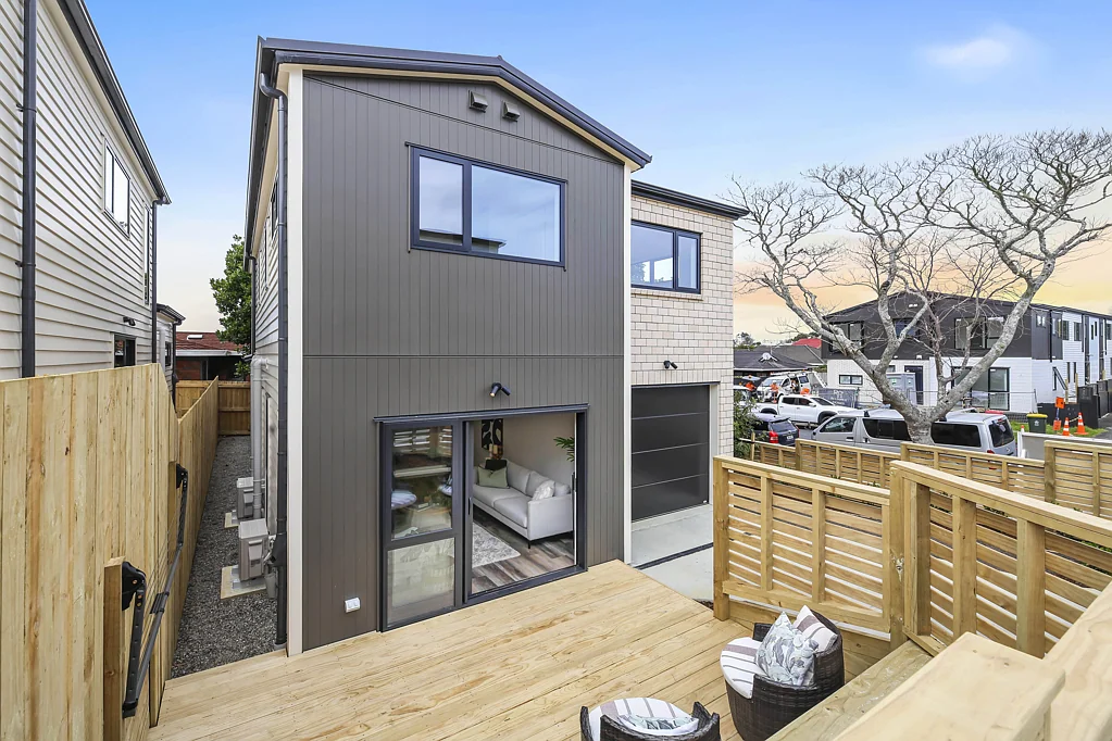 Lot 4-6/12 Kurnell Drive, Botany Downs, Manukau City, Auckland
