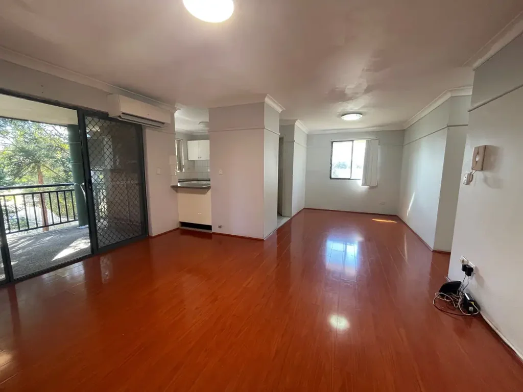 Spacious 3 Bedroom Apartment