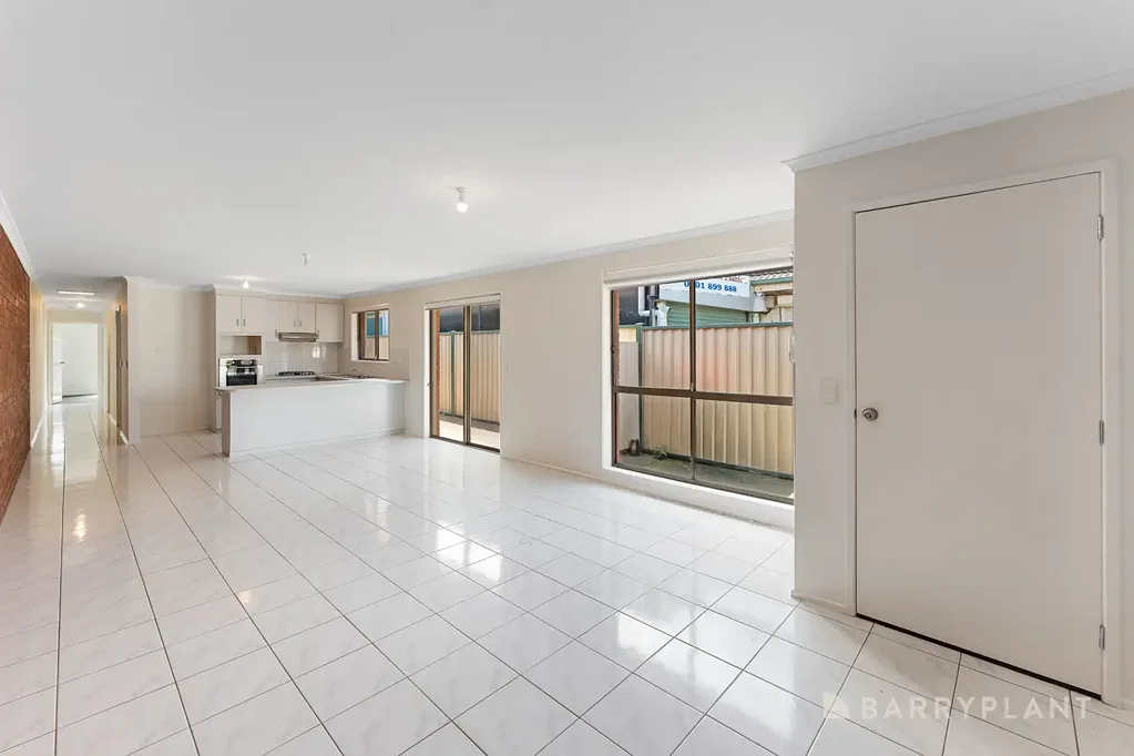 2/62 Phoenix Street, Sunshine North, VIC 3020