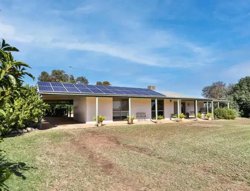 42 Cottrell Road, Red Cliffs, Vic Country , 4 ਕਮਰੇ, 2 ਬਾਥਰੂਮ, House