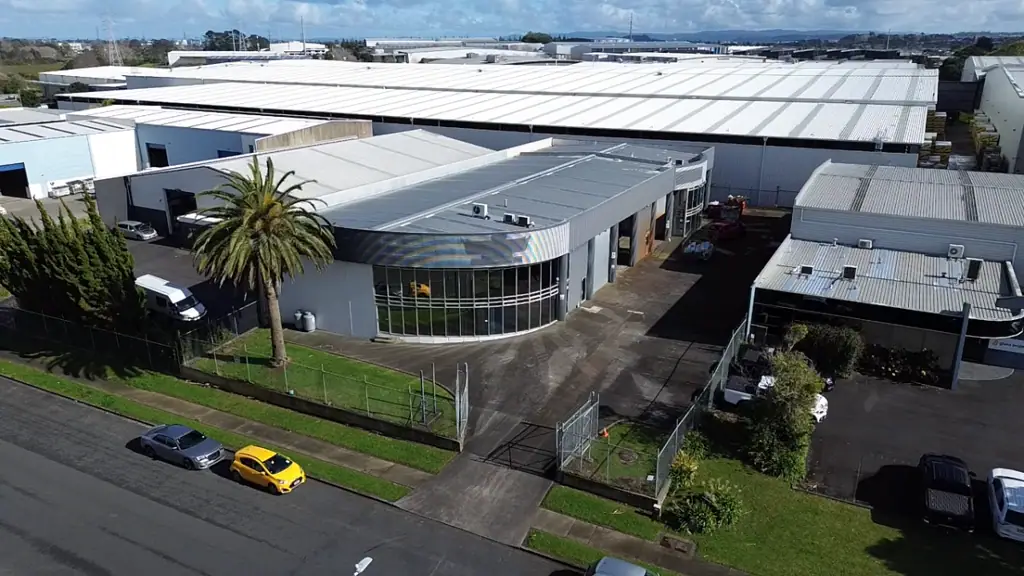 East Tamaki Standalone Warehouse Available Now – 1,011m²