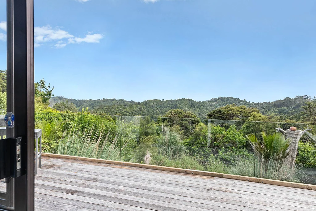 Puhoi 3chambre TOTAL SERENITY - MUST BE SOLD!