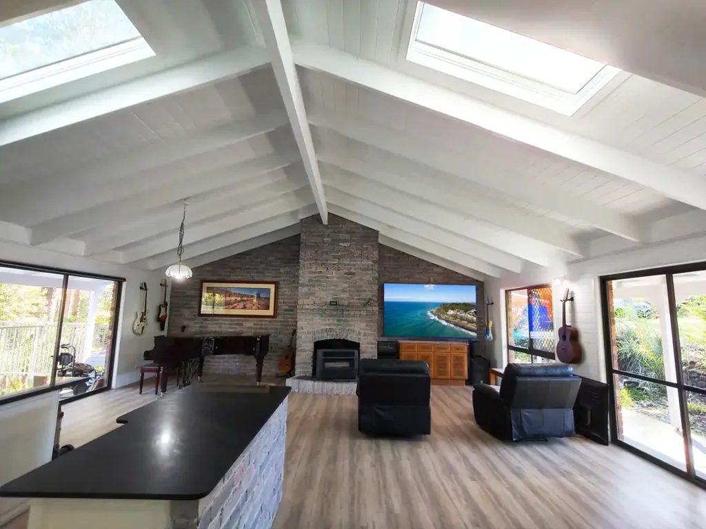 Elanora 6房  Exceptional Family Acreage Offering Space, Privacy & Endless Flexibility
