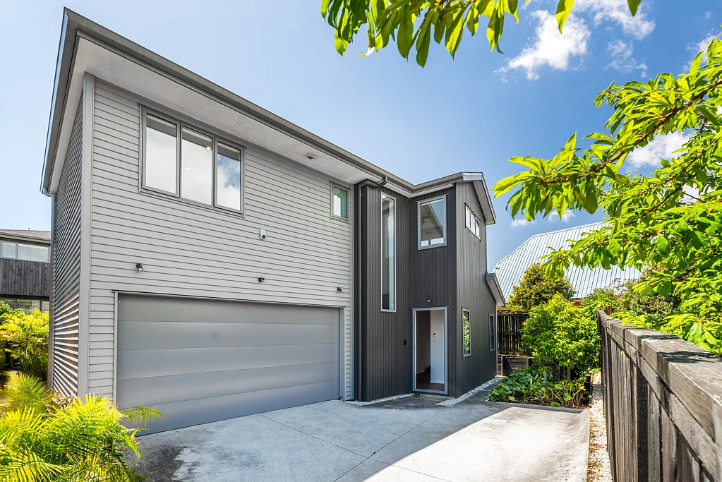 6D O'Halloran Road, Howick, Manukau City, Auckland
