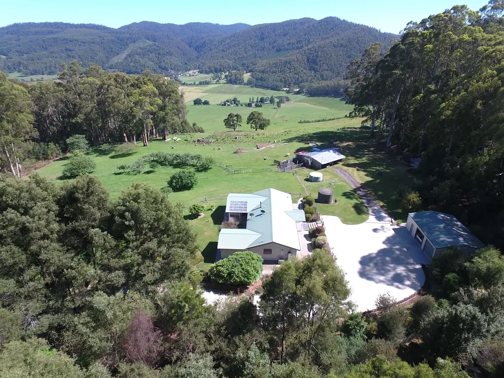 Gunns Plains  Lifestyle/Conservation Refuge in NW Tasmania